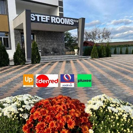 Stef Rooms Tirgu Frumos Esterno foto