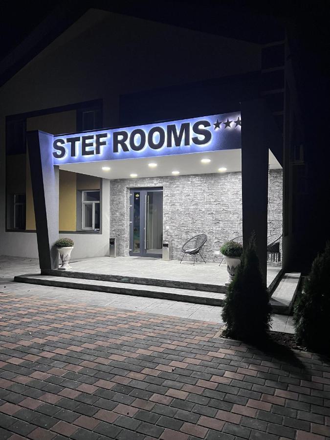 Stef Rooms Tirgu Frumos Esterno foto