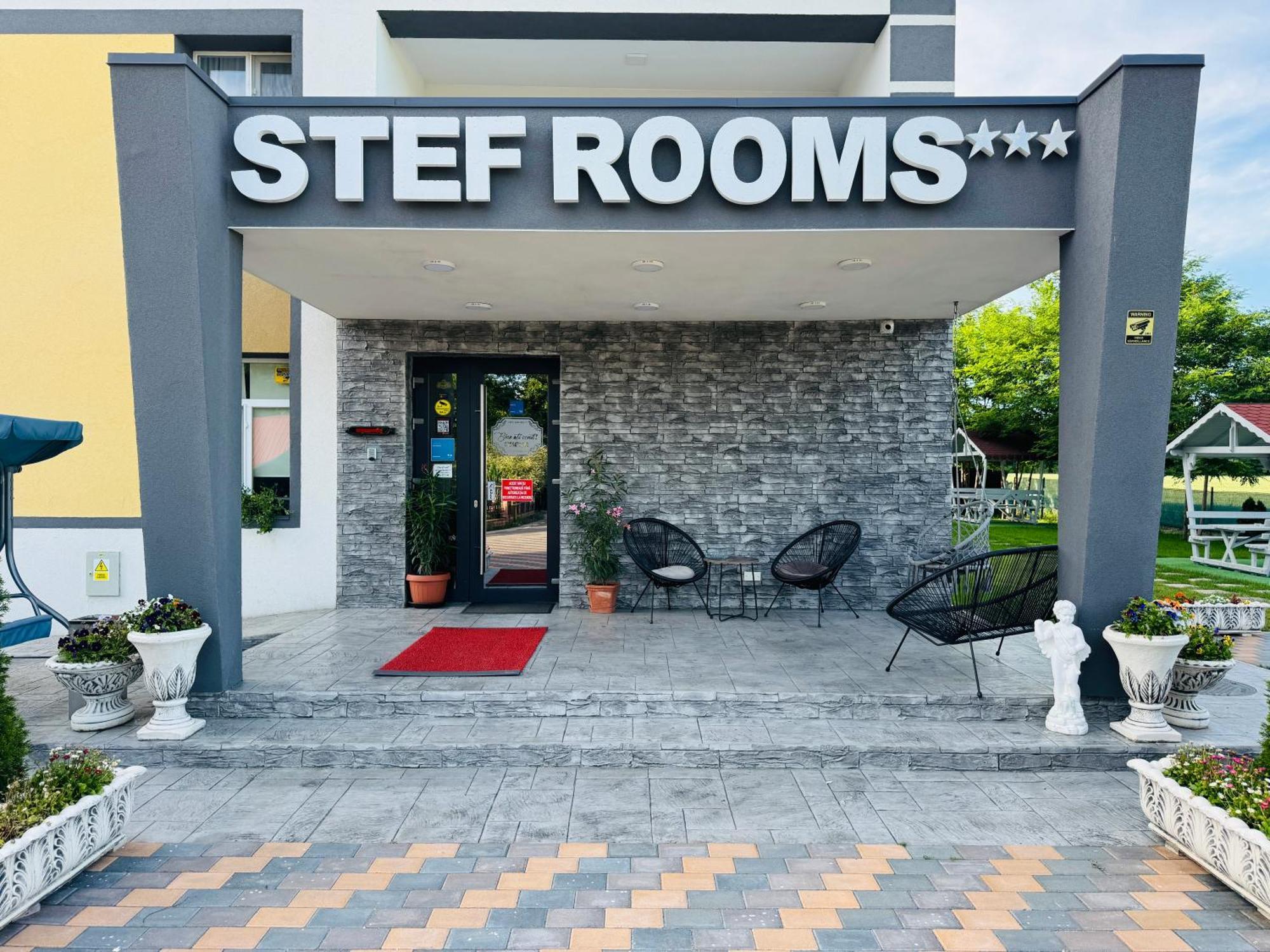 Stef Rooms Tirgu Frumos Esterno foto